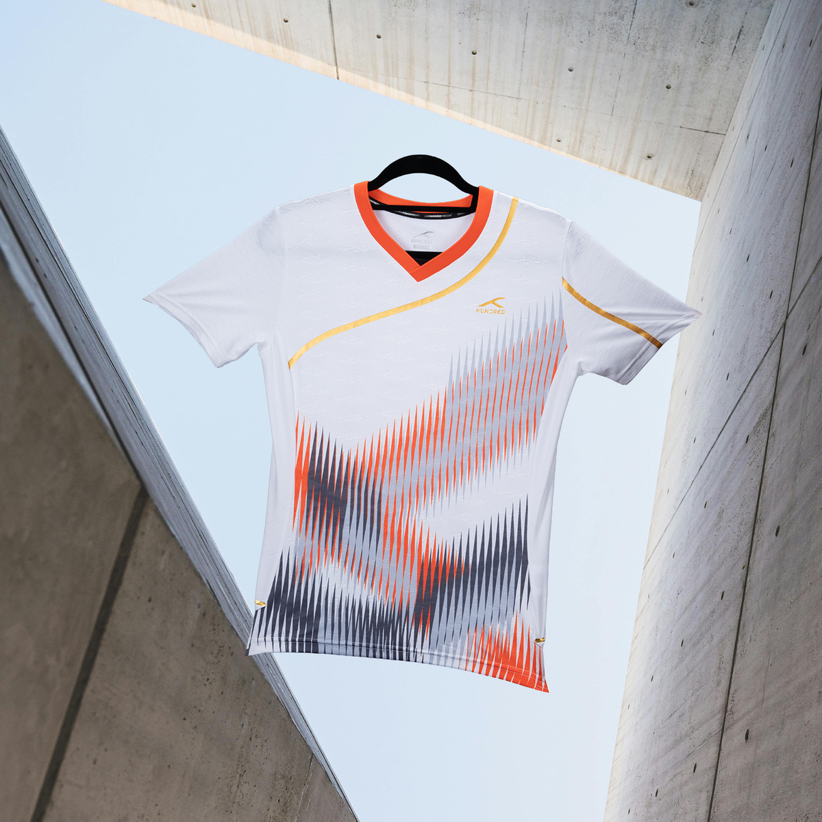 Áo thun nữ Bladefire